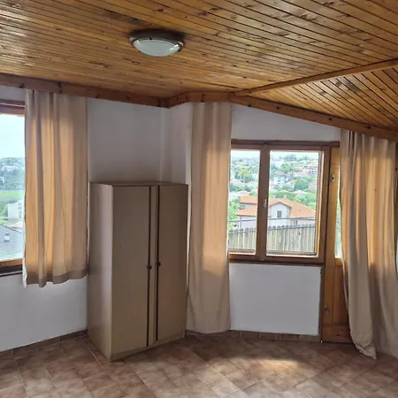 атлас * Byala (Varna)